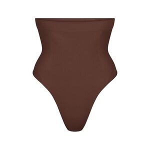 SKIMS SEAMLESS SCULPT HIGH WAIST THONG NWOT - ESPRESSO